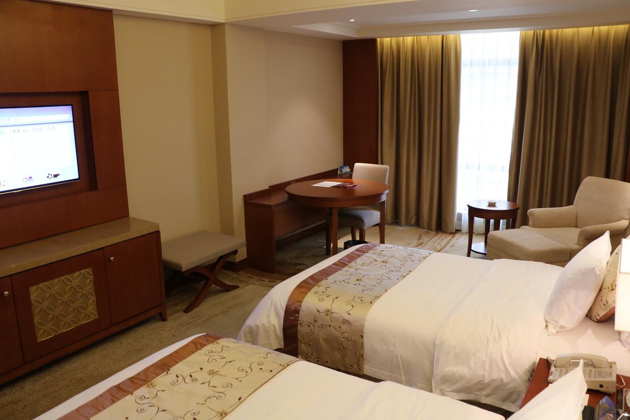 Rongjiang Hotel Jieyang Εξωτερικό φωτογραφία