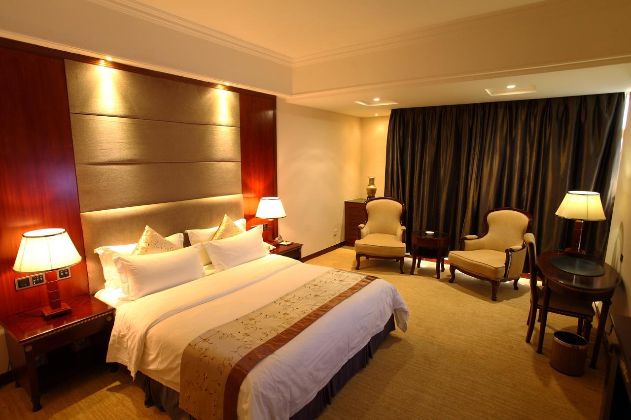 Rongjiang Hotel Jieyang Εξωτερικό φωτογραφία